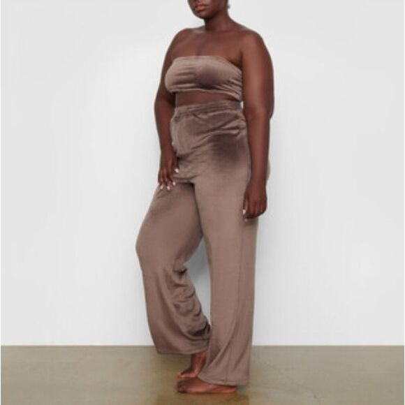 Skims Velour Wide Leg Track Pant - Amethyst - 4x - Picture 2 of 6